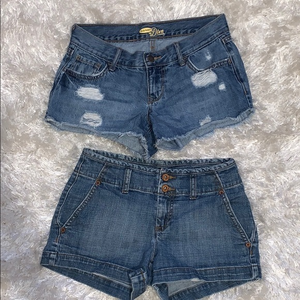 2 old navy gap jean shorts‎ ripped